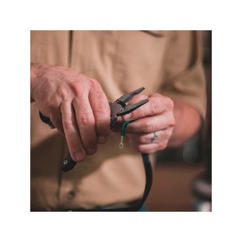 MULTITOOL TRUE UTILITY HANDYONE   SVETILKA NEBO TACSLYDE